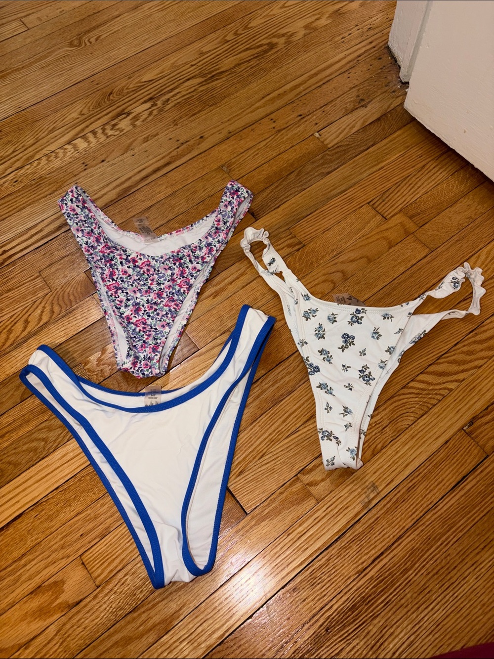 Set of 3 Bikini Bottoms